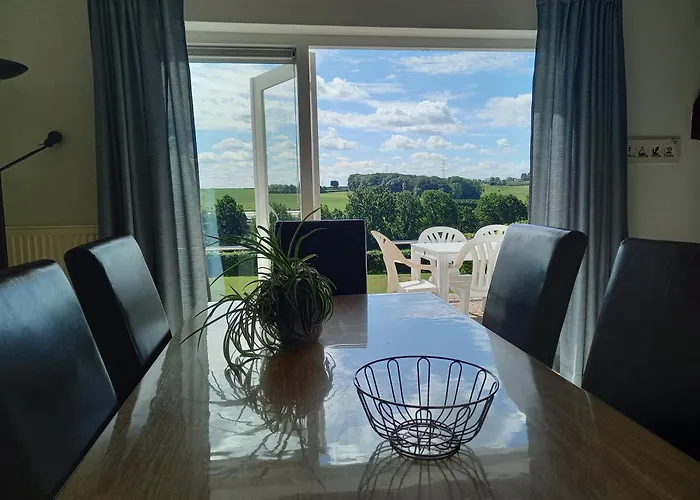 Holiday home Met Uitzicht! Domein Hellebeuk Valkenburg-klimmen *