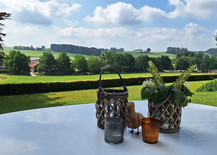 Met Uitzicht! Domein Hellebeuk Valkenburg-klimmen Holiday home