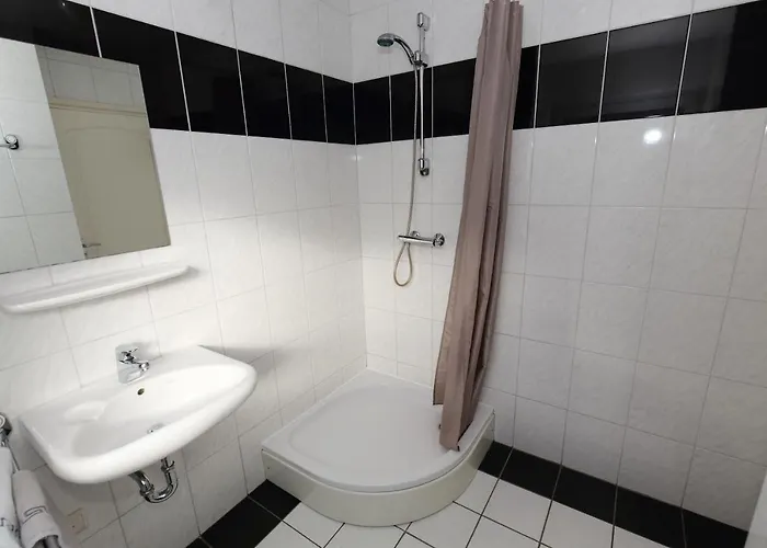 Met Uitzicht! Domein Hellebeuk Valkenburg-klimmen בית נופש Klimmen